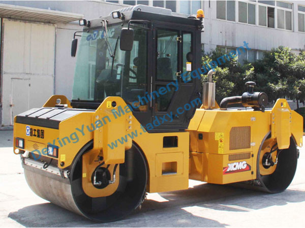 c鿴ԔϢ}XD85 Hydraulic Double Drum Vibratory Compactor xΔ1800